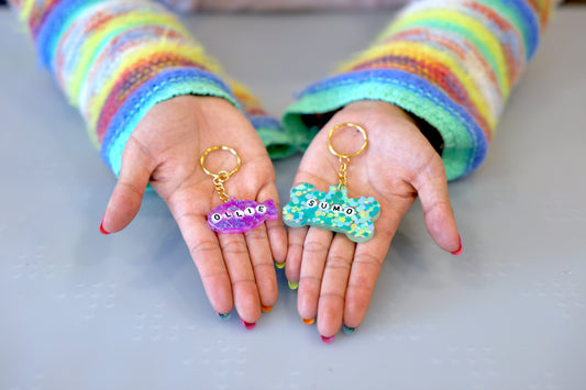 How to Make Resin Pet Tags — DIY Dog & Cat Tags with Glitter & Letter Beads