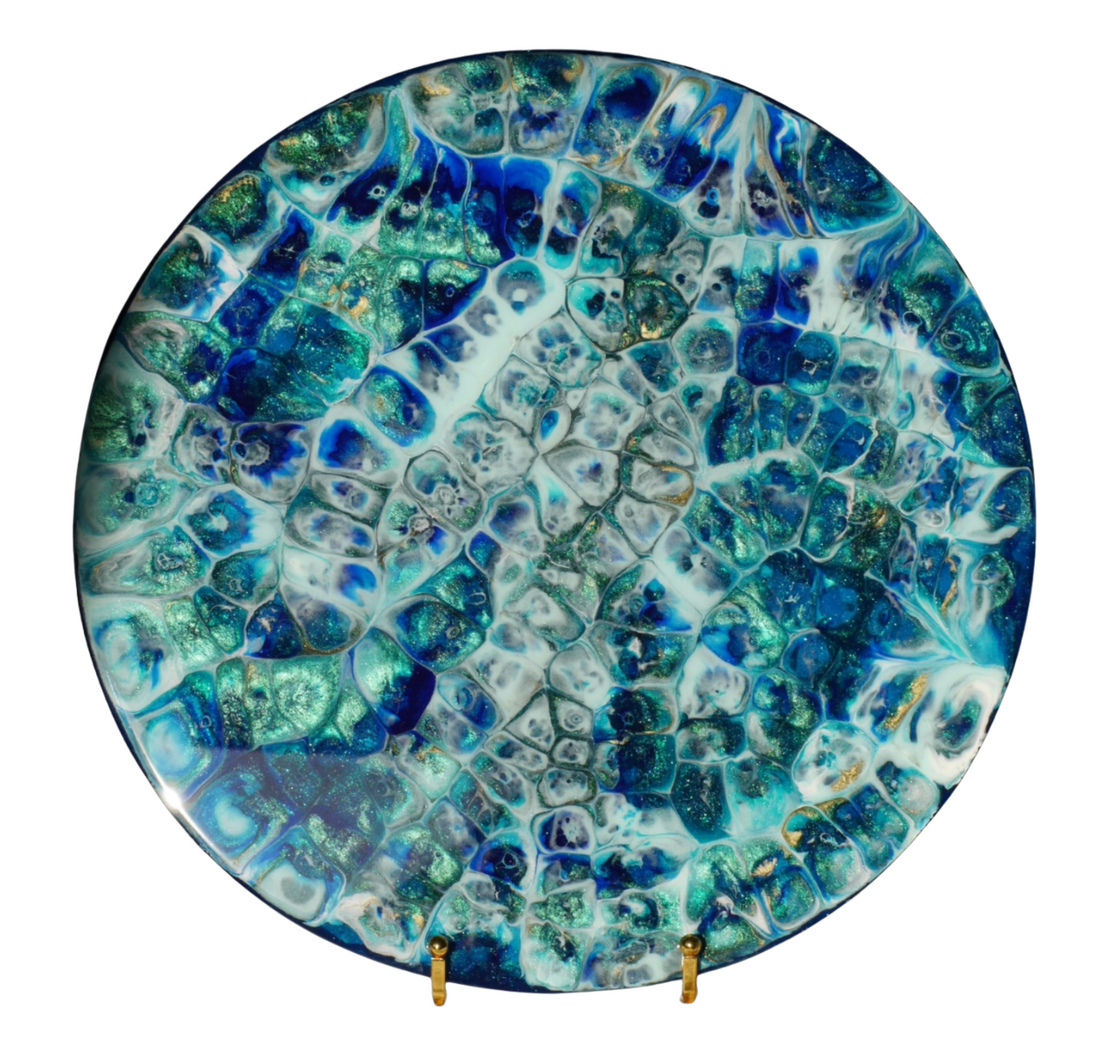 Maike Patan is our Latest ArtResin Winner!